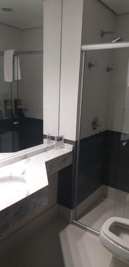 Class Hotel Varginha Варжиня Екстериор снимка