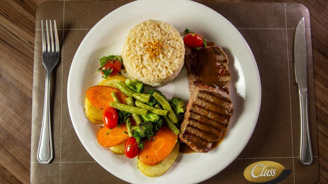 Class Hotel Varginha Варжиня Екстериор снимка