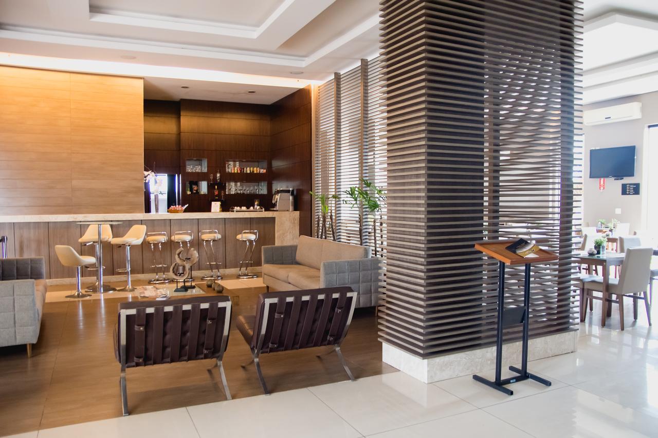 Class Hotel Varginha Варжиня Екстериор снимка