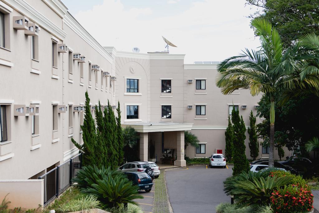 Class Hotel Varginha Варжиня Екстериор снимка