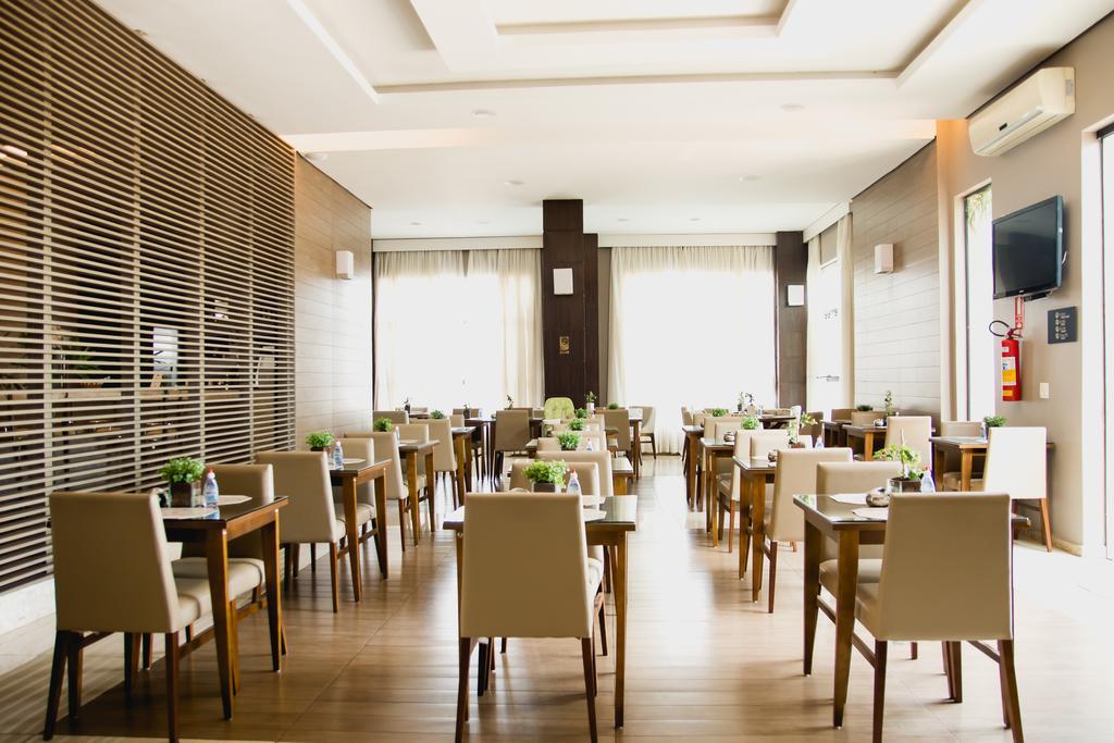 Class Hotel Varginha Варжиня Екстериор снимка