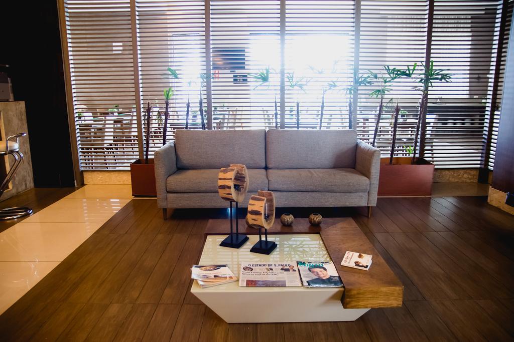 Class Hotel Varginha Варжиня Екстериор снимка