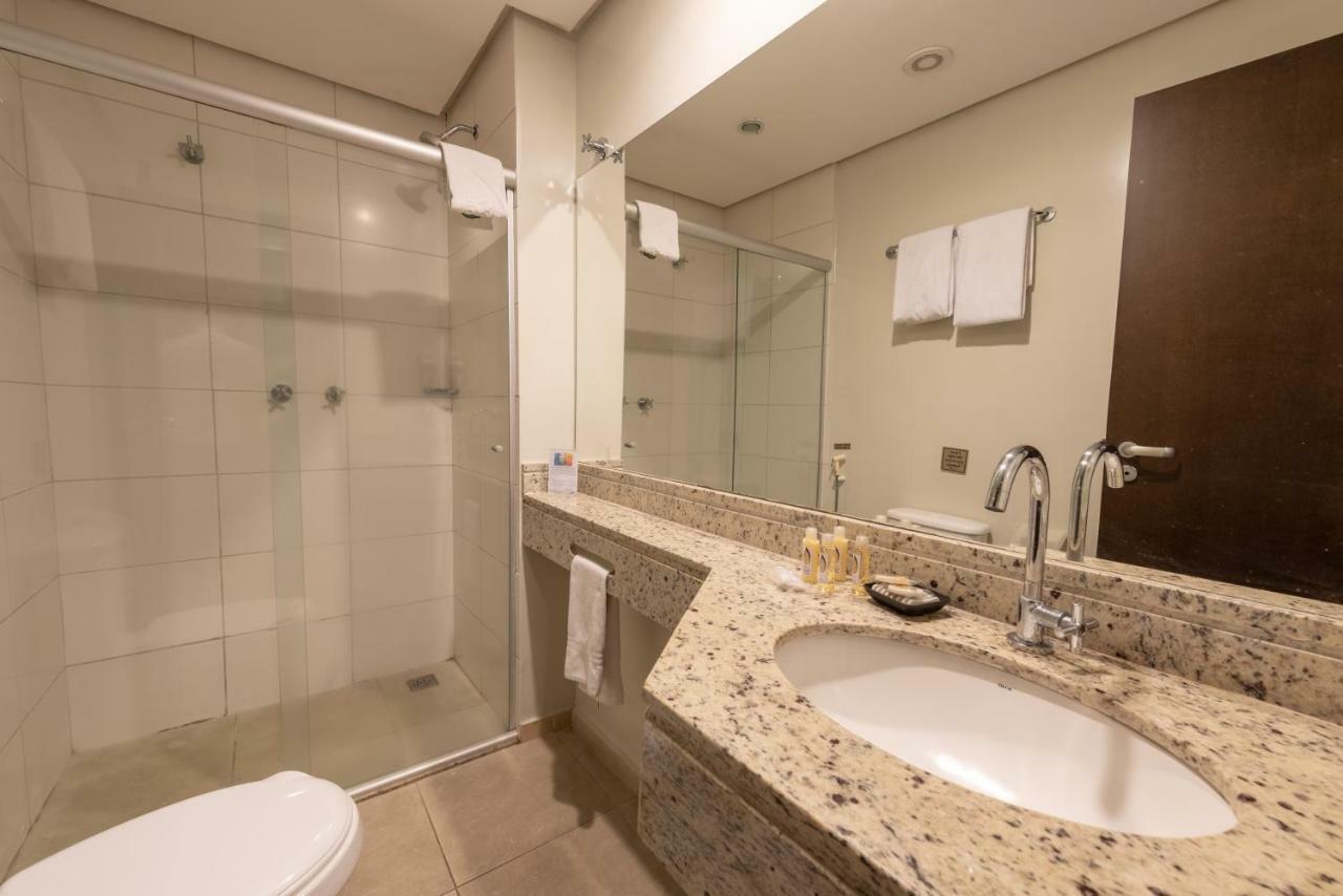 Class Hotel Varginha Варжиня Екстериор снимка