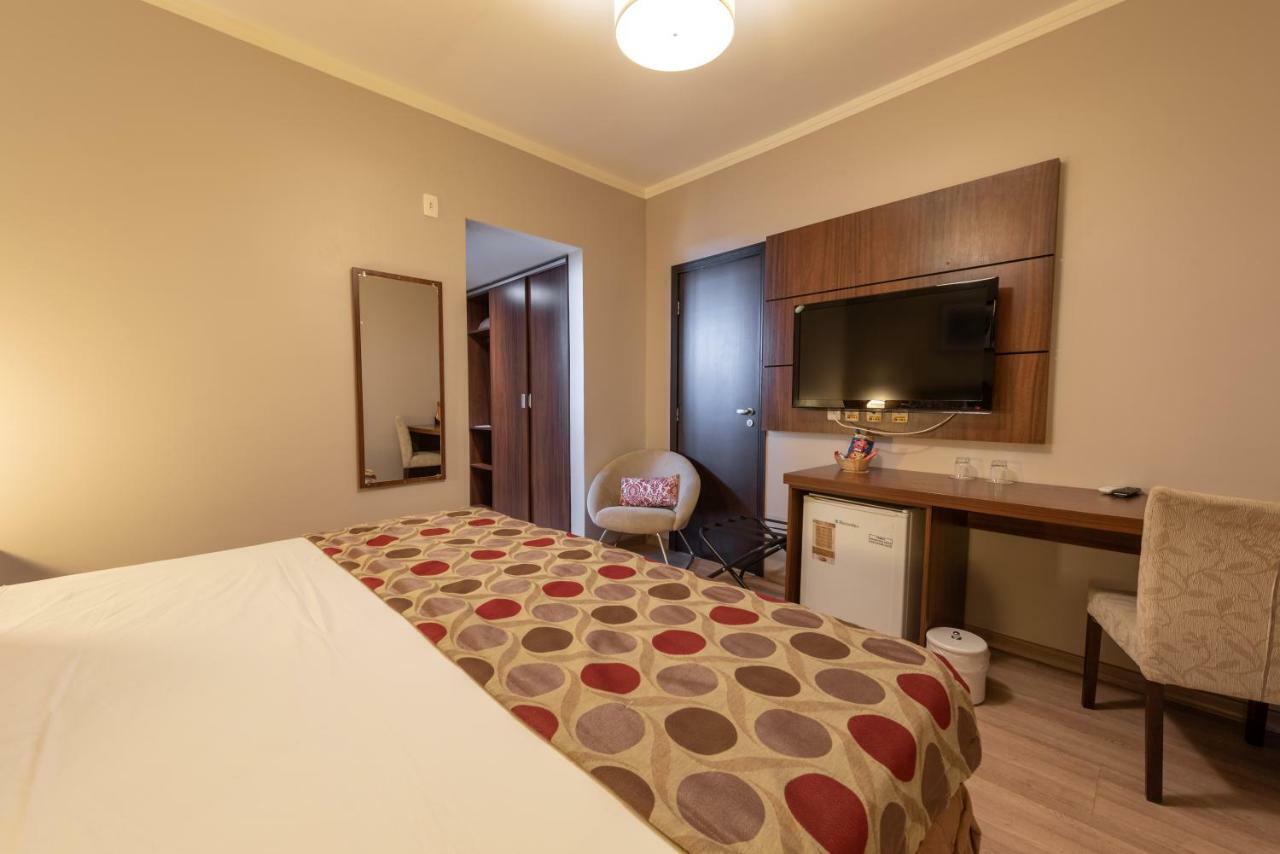 Class Hotel Varginha Варжиня Екстериор снимка