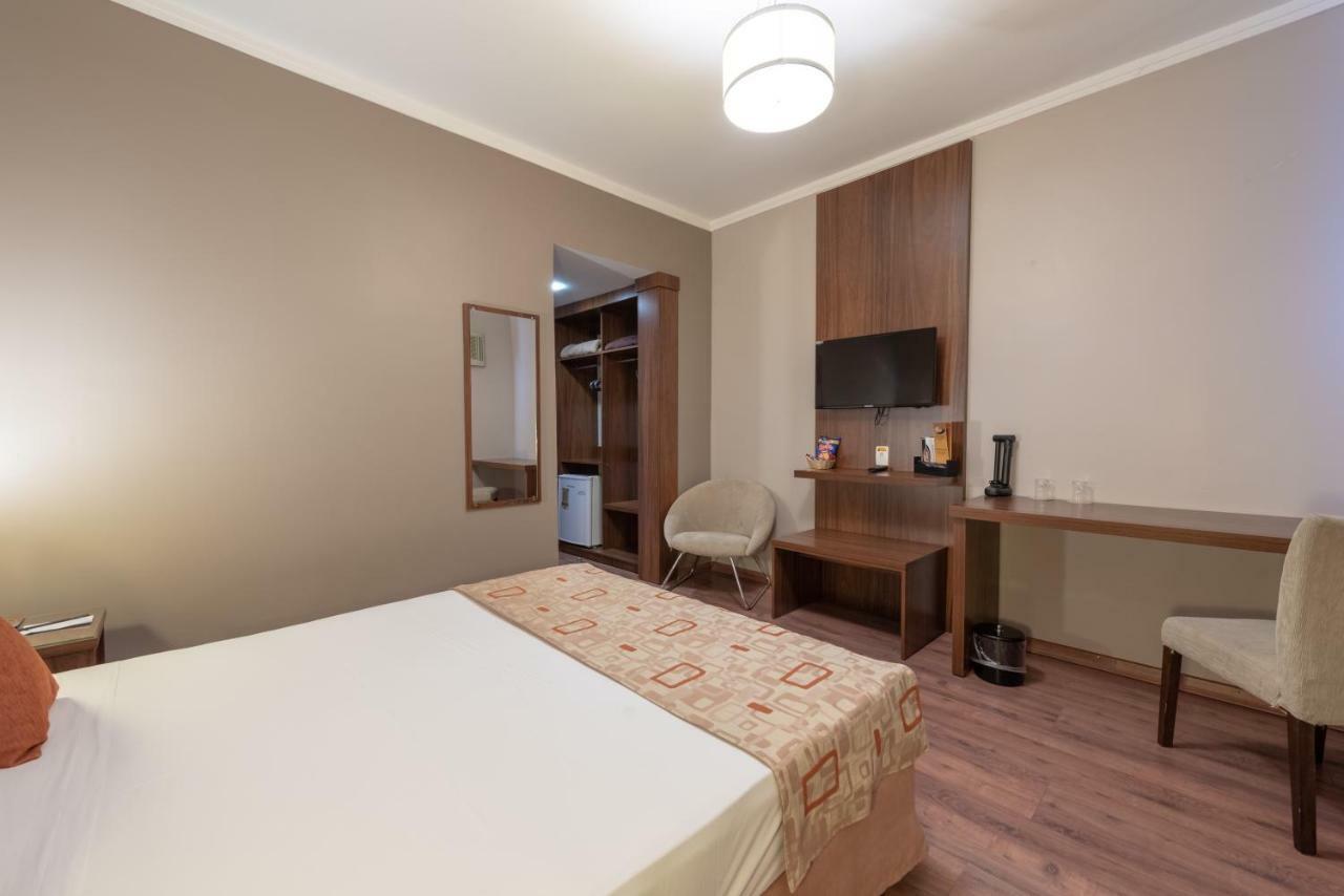 Class Hotel Varginha Варжиня Екстериор снимка